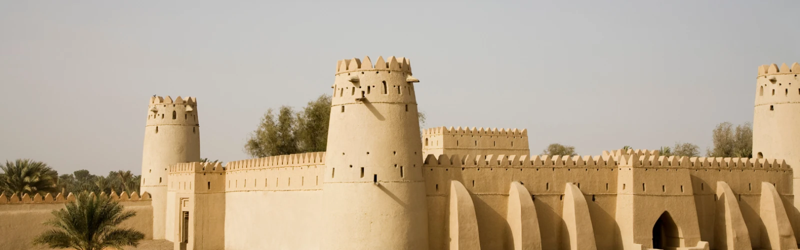 Explore Historical Forts on a Day Trip to Al Jahra Red Fort