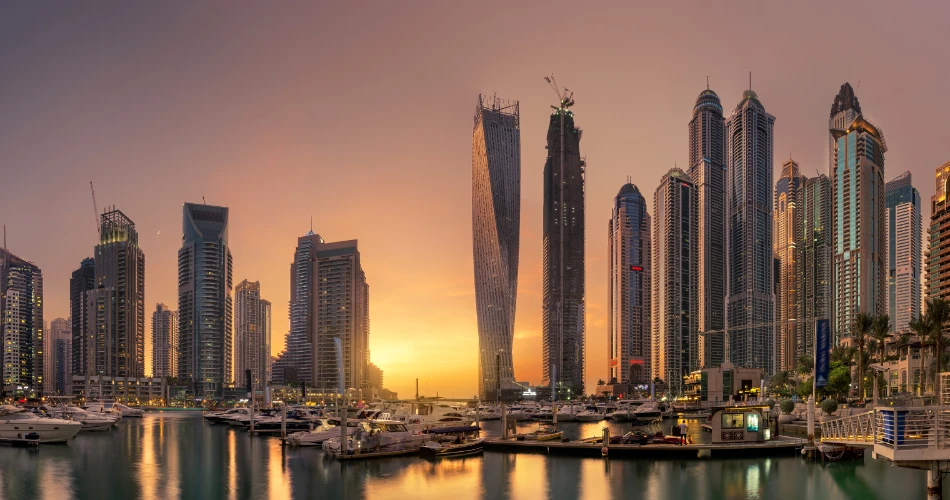 Romantic Day Trips in Kuwait: Seaside Walks & Sunset Views